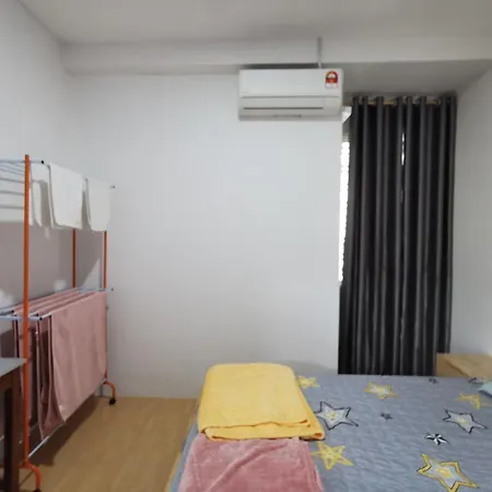 Pen Kyu House1 Apartment Kota Samarahan Exterior photo
